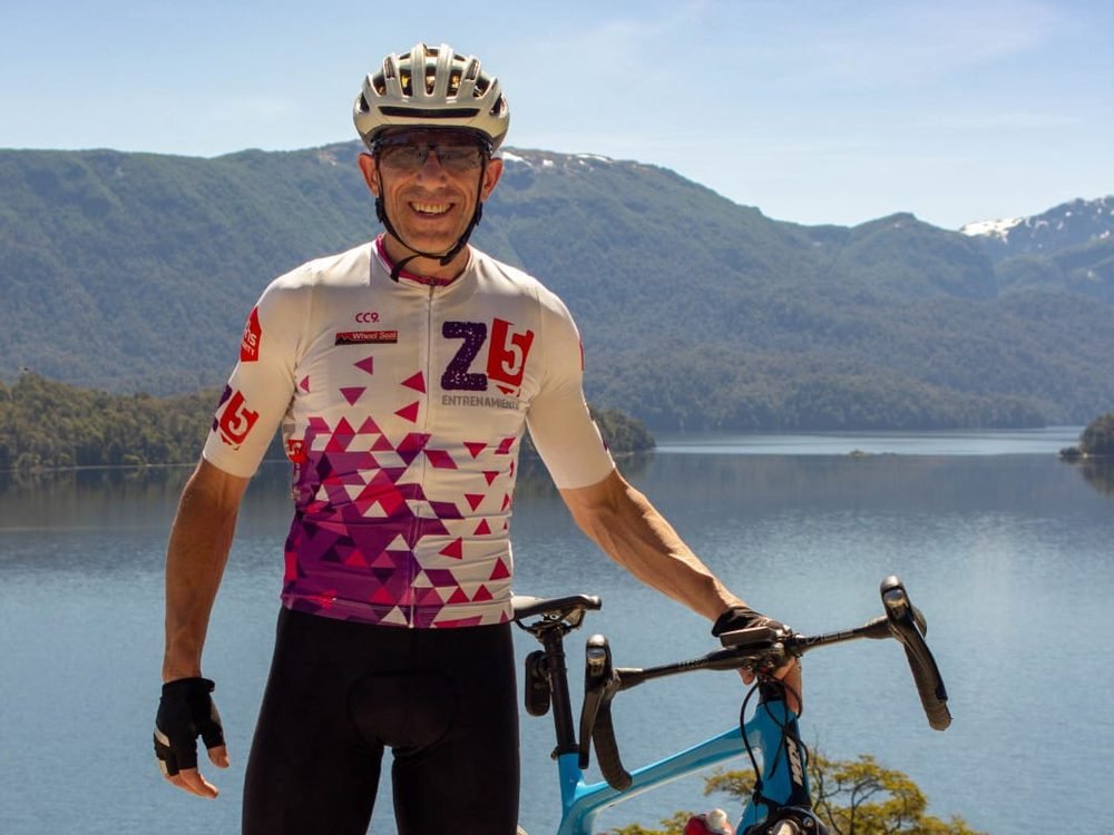 Claudio Passero en el Gran Fondo 7 Lagos con Zona5