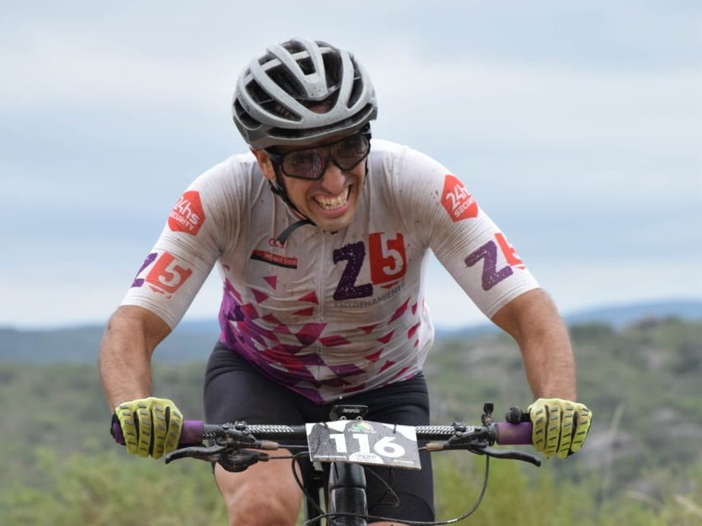 Ignacio Oviedo entrenando MTB con Zona5